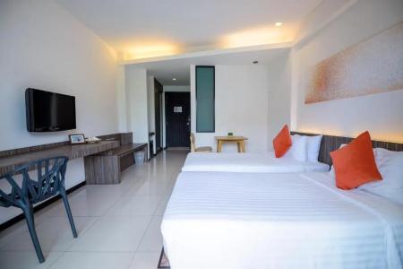 J Residence - 61