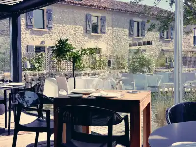 Le Domaine de Baulieu, Singulierss - 15