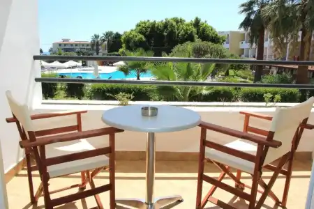 Lardos Bay - 6
