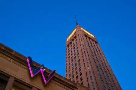 W Minneapolis - The Foshay - 50