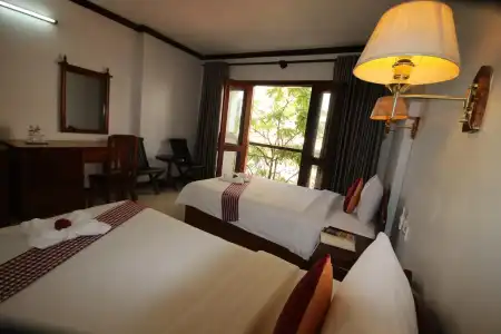 Mom's Guesthouse - 6