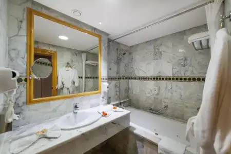 Medina Belisaire & Thalasso - 57