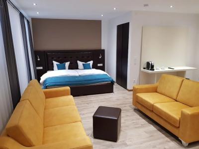 RheinCity & Boardinghouse - 3