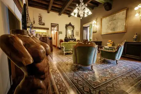 Charme Henry's House - 1