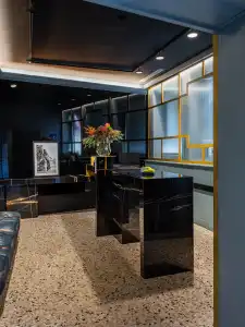The Glam Boutique & Apt - 17