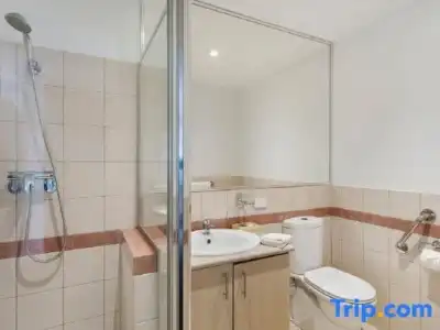 The Peninsula Riverside Serviced Apartments - 171