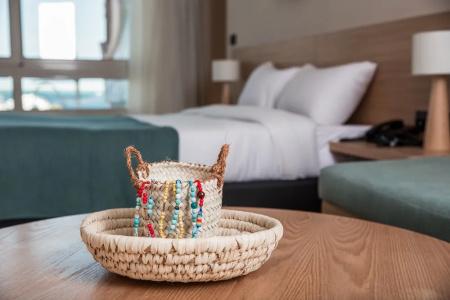 Redcon Suites - 342