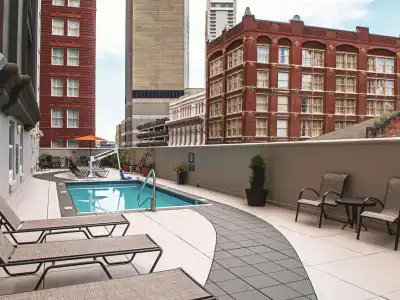 La Quinta Inn & Suites by Wyndham New Orleans Downtown - 15