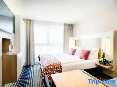 Best Western Plus Welcome - 77