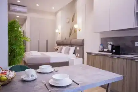 SunLine Luxury Apart-hotel - 24