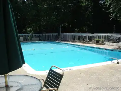 Holiday Inn Charlottesville-Monticello by IHG - 11