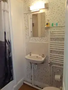 Adams Guest House - 6