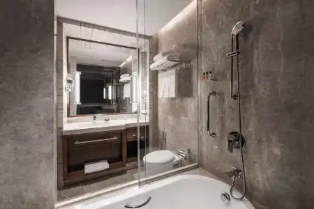Shangri-La Eros, New Delhi - 10