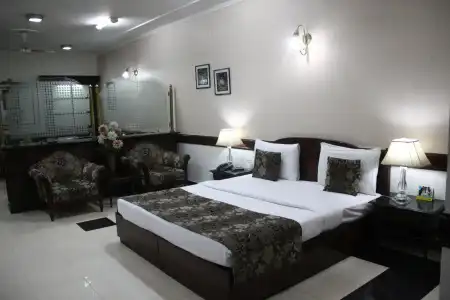 Amar Inn - 3