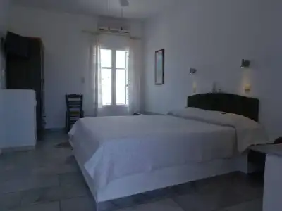 Manos - 6