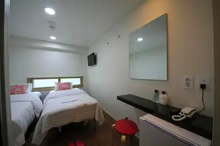 Star Guest House - 64