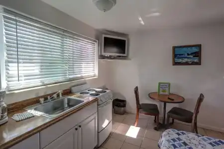 Green Seas Motel - 70