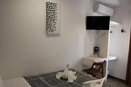 Hostal Abril - 54