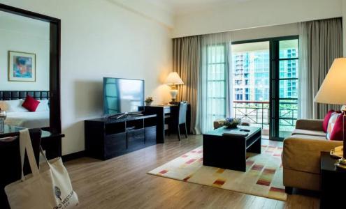 Diamond Westlake Suites - 82