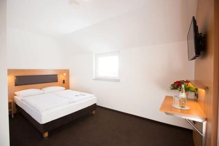 Garner Stuttgart - Zuffenhausen by IHG - 3