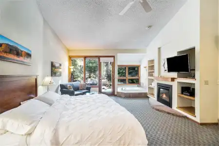 Woodlands on Fall River - 102