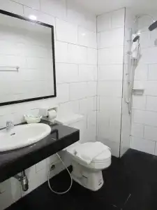 Tiya House Rooms & Cafe - 7