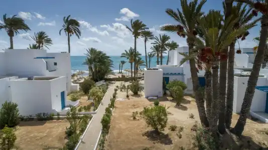 Hari Club Beach Resort - 42