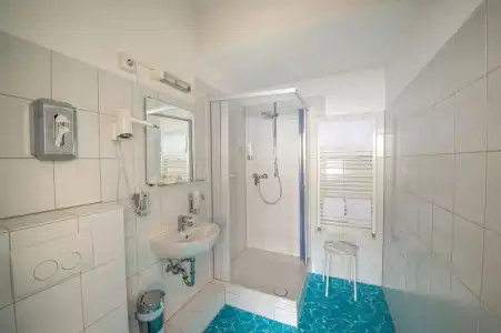 Aqua & Hostel - 7