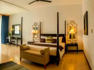 The Blue Water - Geoffrey Bawa Heritage - City Resort - 43
