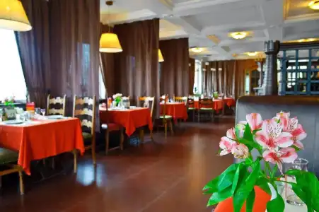 Pivdenna Brama - 17
