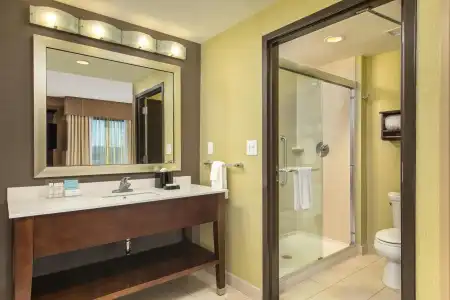 Hampton Inn & Suites Chattanooga/Hamilton Place - 8