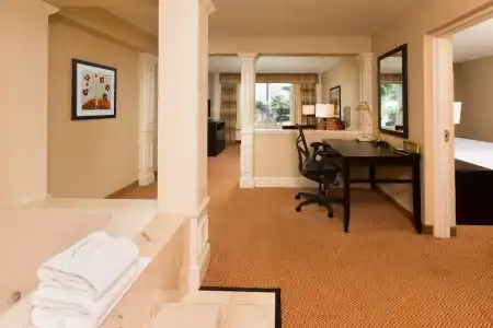 Hilton Garden Inn Daytona Beach Airport - 78