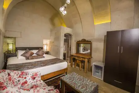 Roma Cave Suite - 4