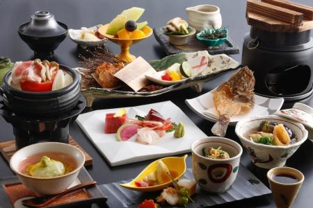 Yamanaka Spa Hanatsubaki - 12