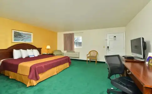 Value Inn & Suites - 4