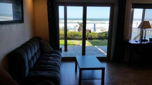 Driftwood Beach Motel - 220