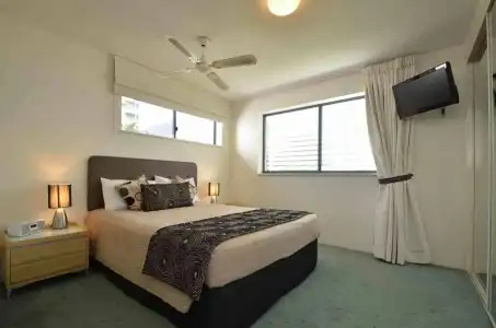 Cerulean Apartments - 6
