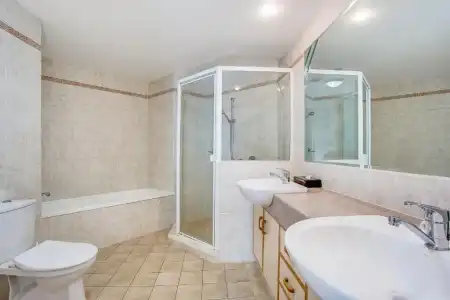 Sun City - Q Stay - 102