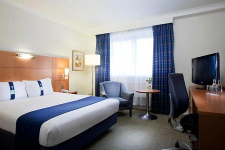 Holiday Inn Cardiff City Centre by IHG - 17