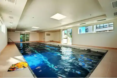 Pacific Views Resort - 12