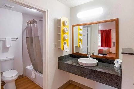 Motel 6 Grand Prairie, TX - Near Six Flags Drive - 39