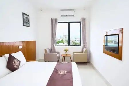 Da Nang Bay - 32