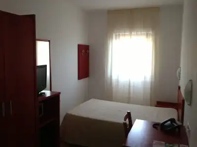 Delle More - 6