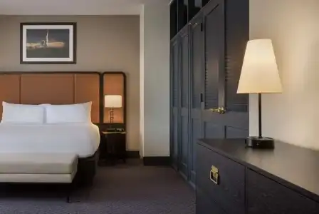 DoubleTree Suites by Hilton Lexington - 71