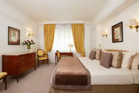 Majestic - SPA Champs Elysées - 65