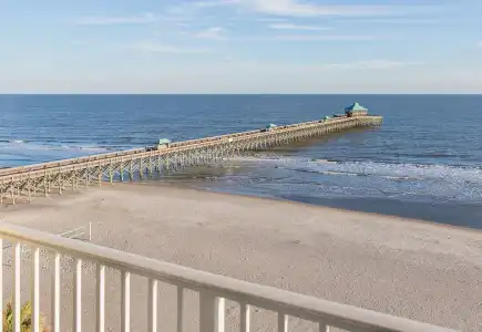 Tides Folly Beach, Charleston's Oceanfront - 15