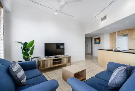Rolling Surf Resort - 272