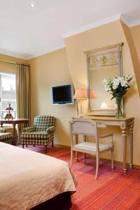 Martin's Relais - 89
