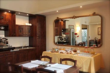 Emma Small Luxury - 17