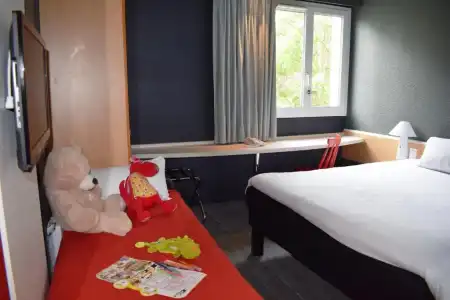 ibis Chartres Ouest Luce - 52